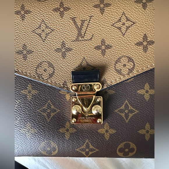Louis Vuitton Pochette MƩtis Reverse Monogram - Picture 6 of 16